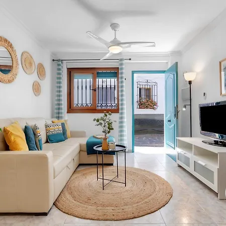 Apartment Nispero With Shared Roofterrace *