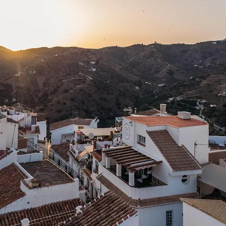 Casa De La Montana - Nispero With Shared Roofterrace